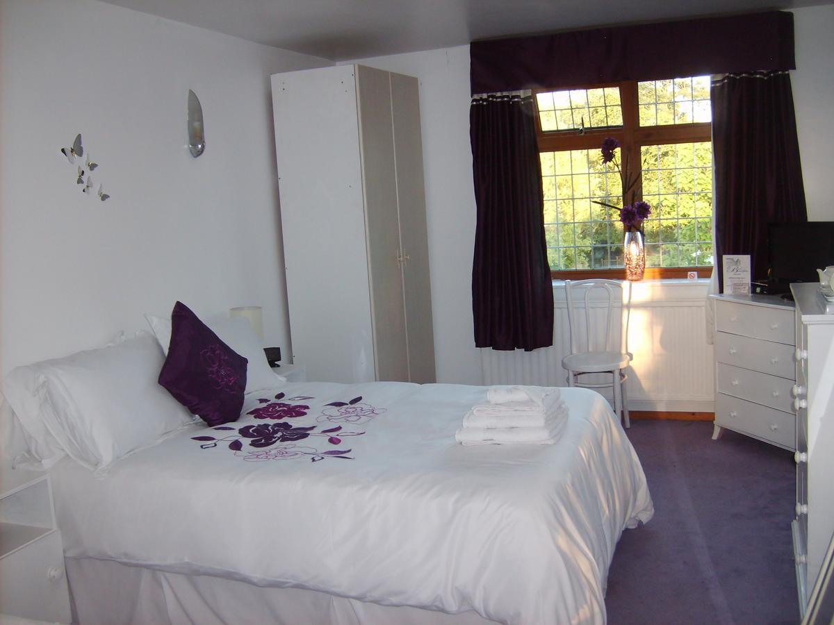 Barnfield B&B Saint Osyth Екстериор снимка